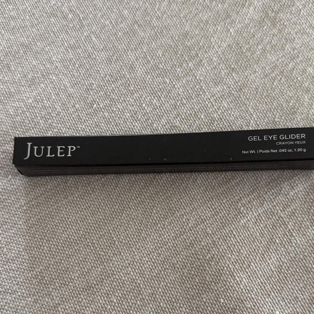 Julep Gel Eye Glider in Deep Black